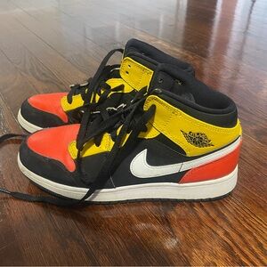 Nike Kids High-Top Sneakers in Black, Yellow, Red & White